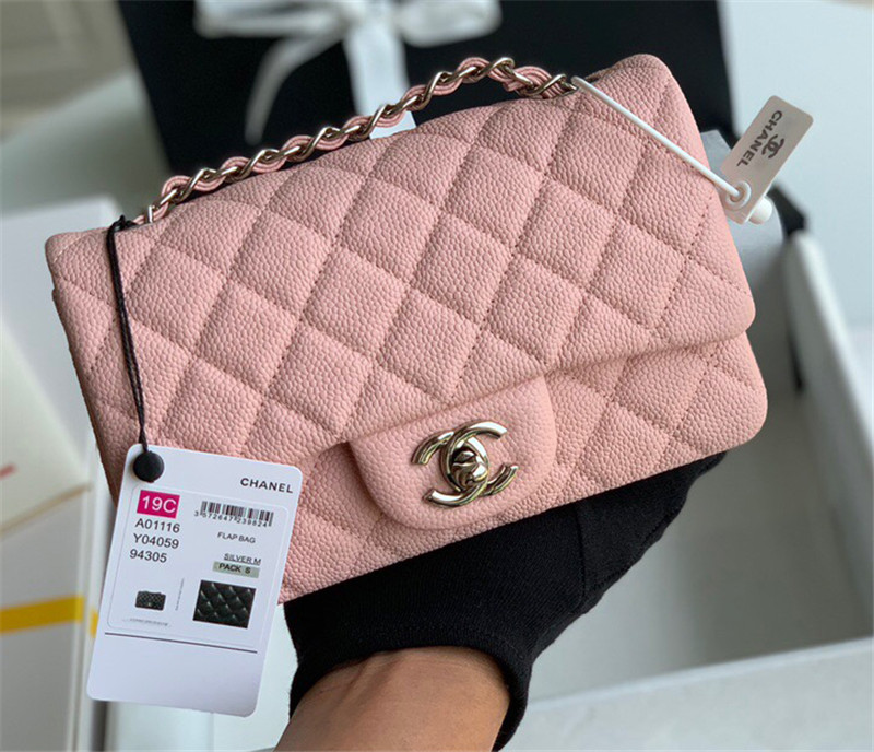  Classic Double Flap Bag Quilted Caviar 20CM