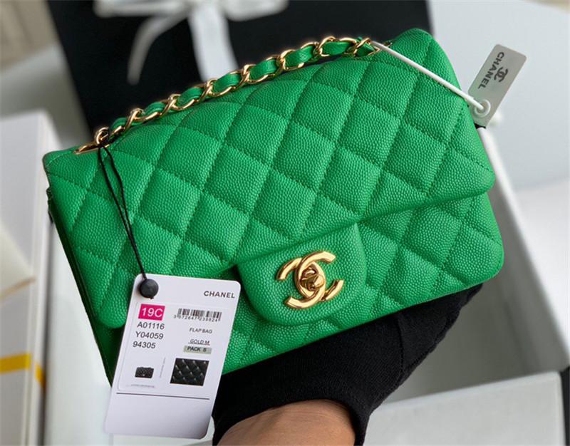  Classic Double Flap Bag Quilted Caviar 20CM