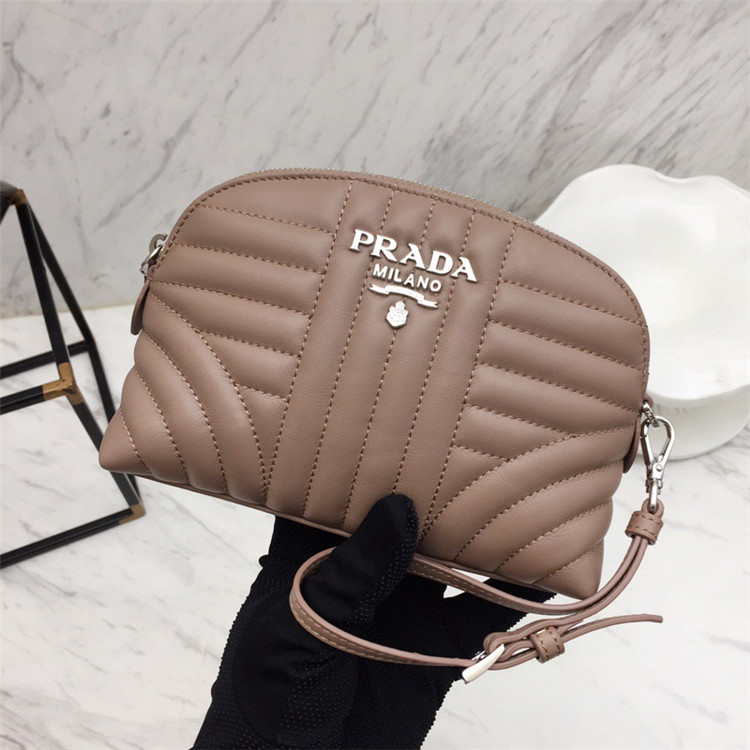 Prada Wristlet Pouch Diagramme Quilted Leather