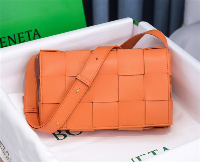 Bottega Veneta Cassette Bag 578004