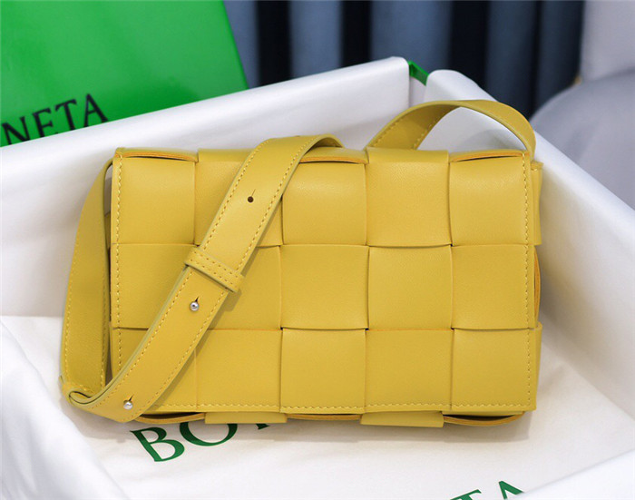 Bottega Veneta Cassette Bag 578004