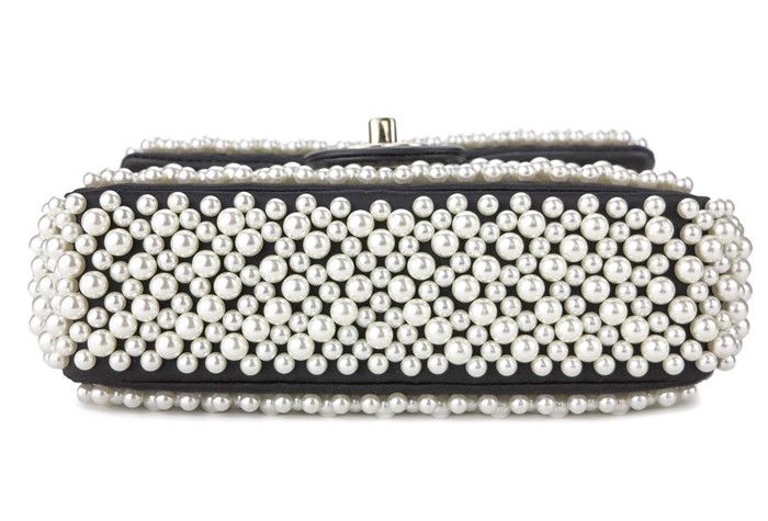 CHANEL Mini Pearl Flap Bag