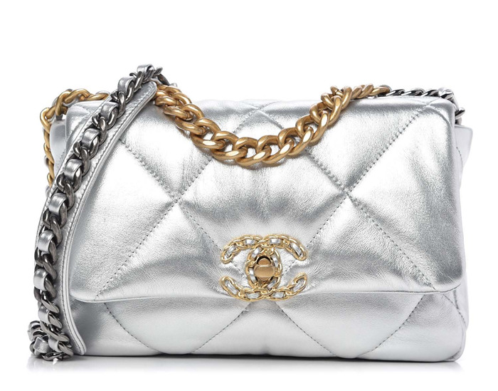 CHANEL Metallic Lambskin Quilted Medium Chanel 19 Flap