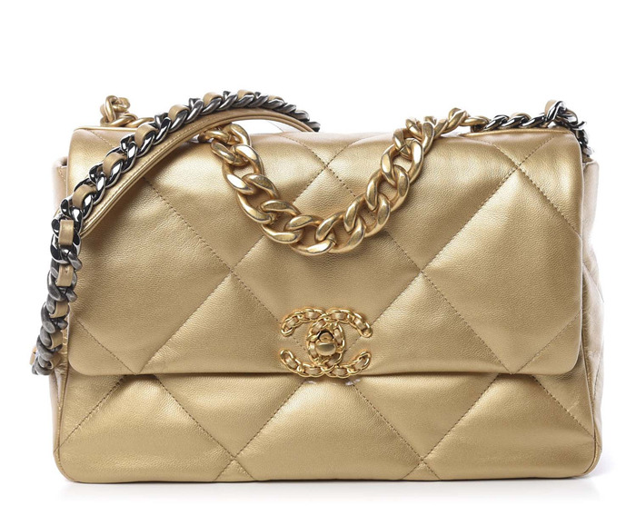 CHANEL Metallic Lambskin Quilted Medium Chanel 19 Flap