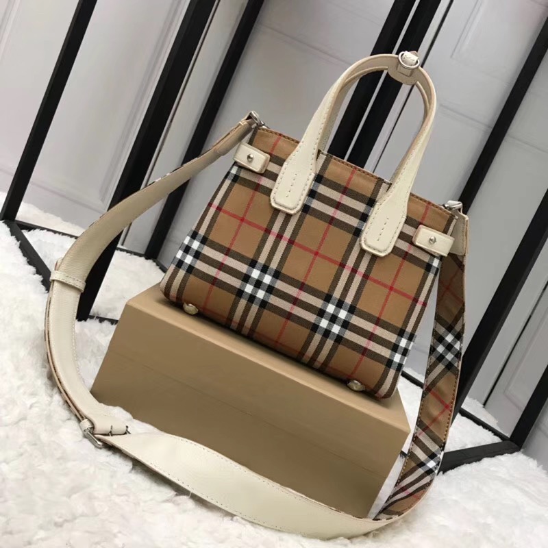 Burberry The Small Banner In Vintage Check And Leather 40769481