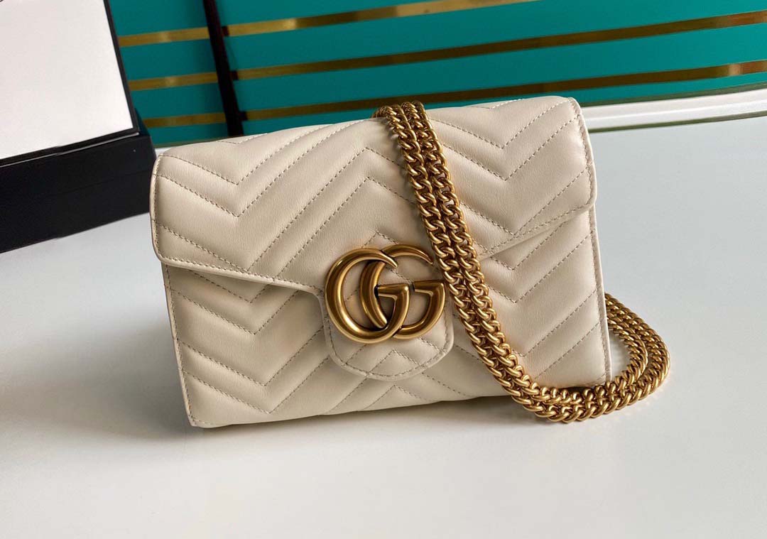 GG Marmont matelassé mini bag