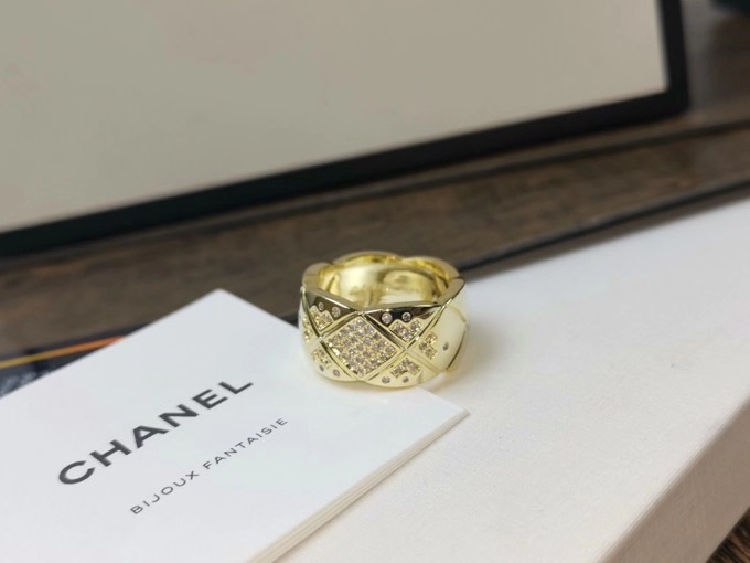 Chanel COCO Crush Rings