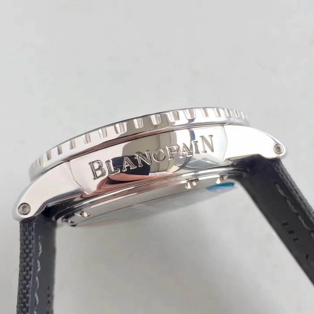 Blancpain Fifty Fathoms Titanium Automatic Textile Black Dial 5015-1130-52A