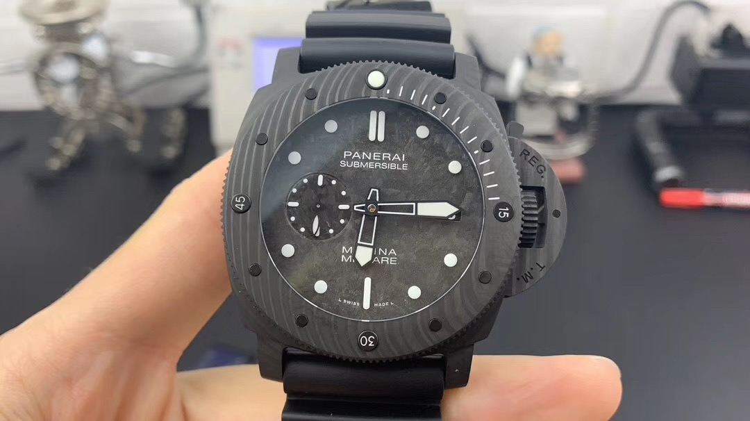 Panerai Submersible Marina Militare Carbotech - 47Mm Pam00979