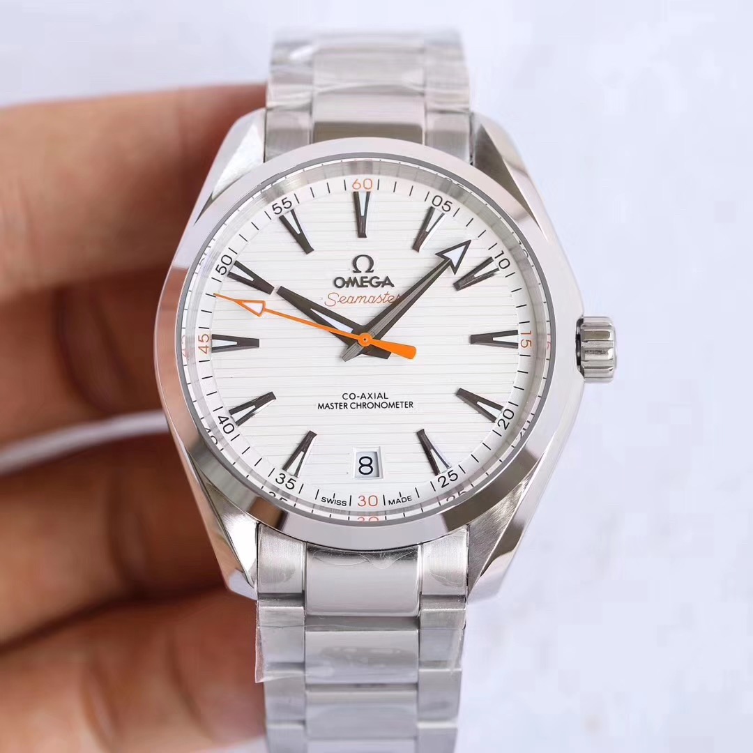 Omega Seamaster Aqua Terra Co-Axial Master Chronometer Watch 220.10.41.21.02.001 220.10.38.20.02.001