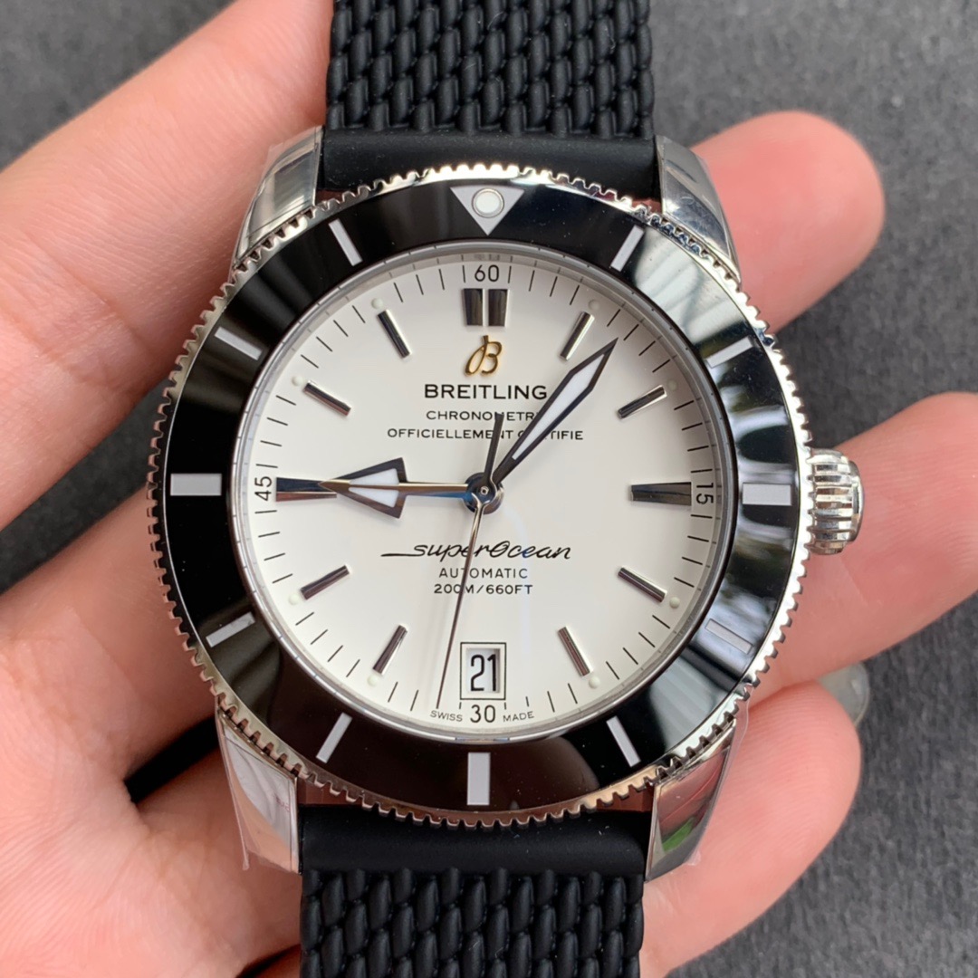 Breitling Super Ocean Chronometer Automatic Watch